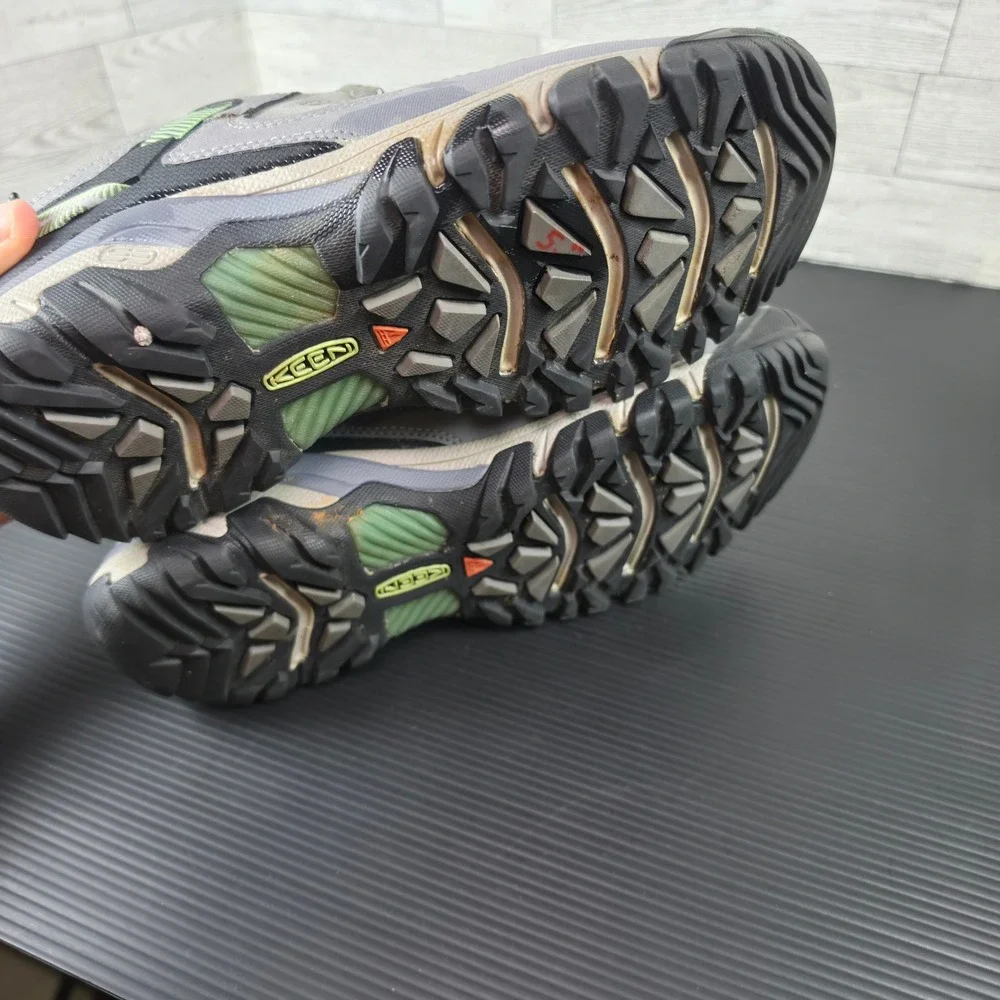 Keen Targhee II Waterproof Hiking Shoes Womens Grey Green Low Top Trail Sneakers